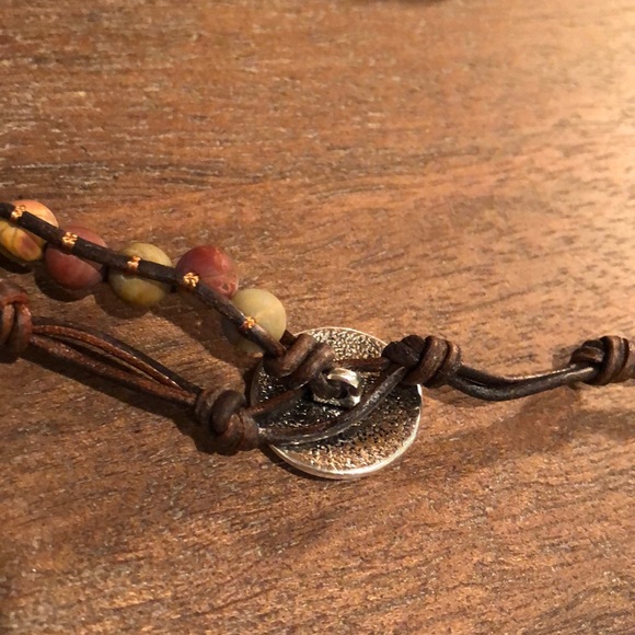 Vintage Leather Bracelet - Picture 5 of 6